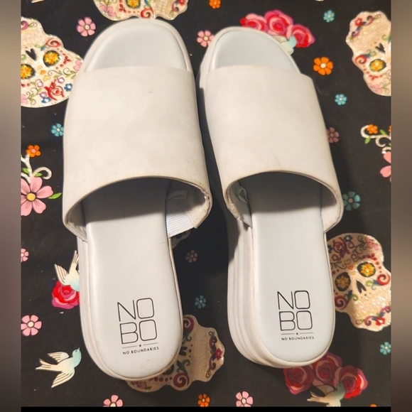 NOBO Platform Sandals - Picture 5 of 5